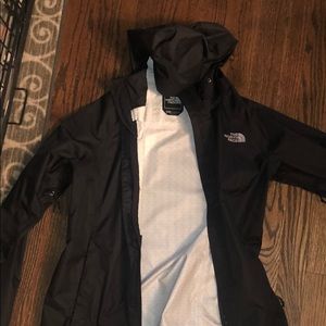 North face women’s rain jacket
